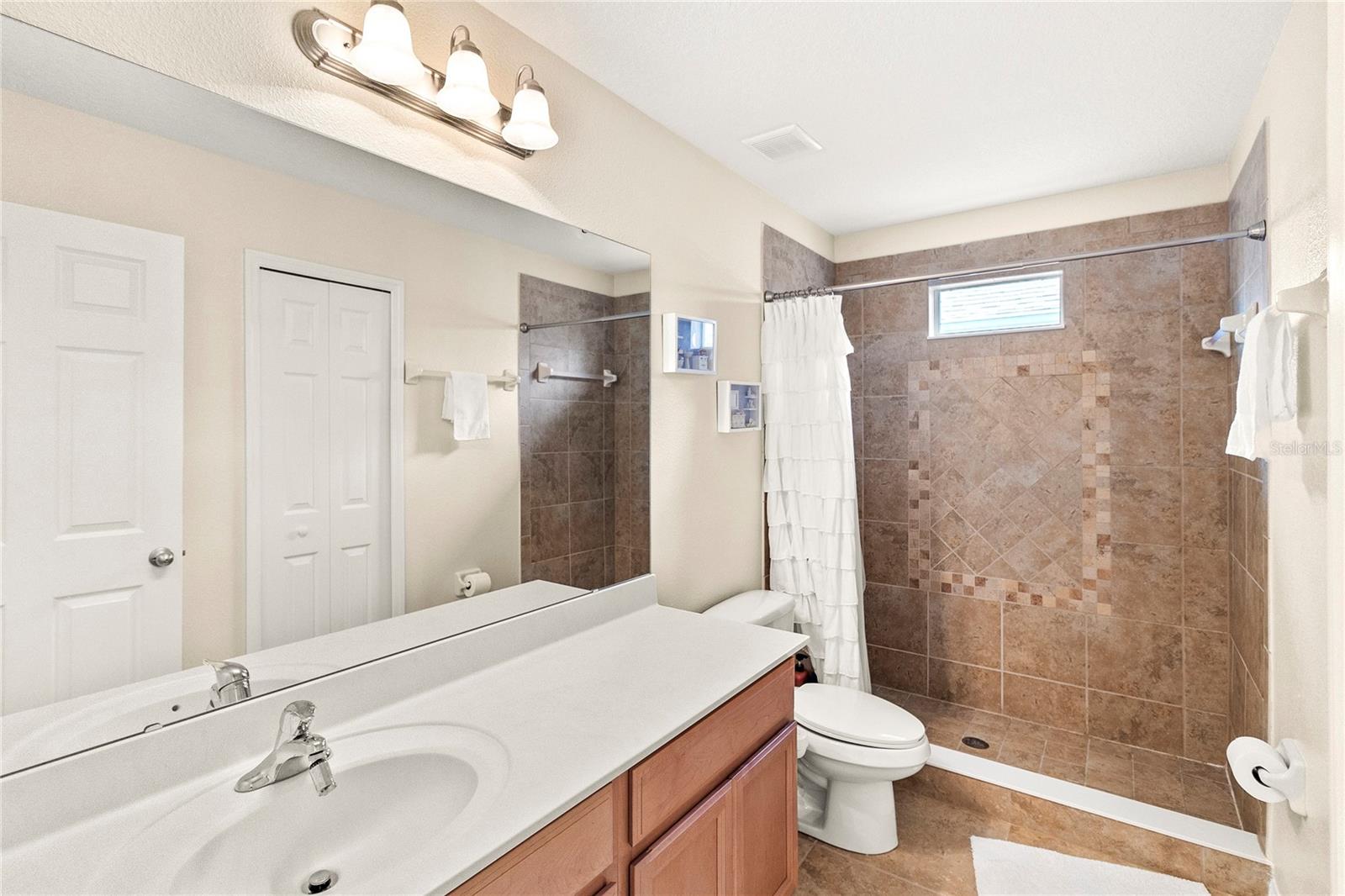 VERANDA PALMS PH 1C - Residential