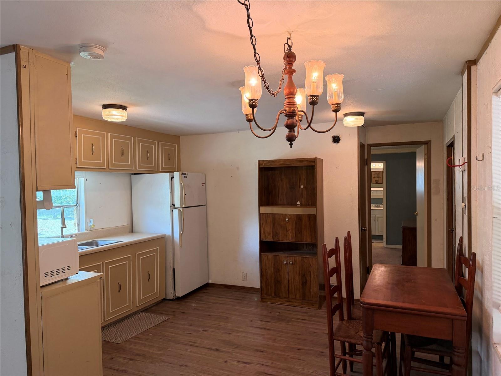 AERO ESTATES - Residential