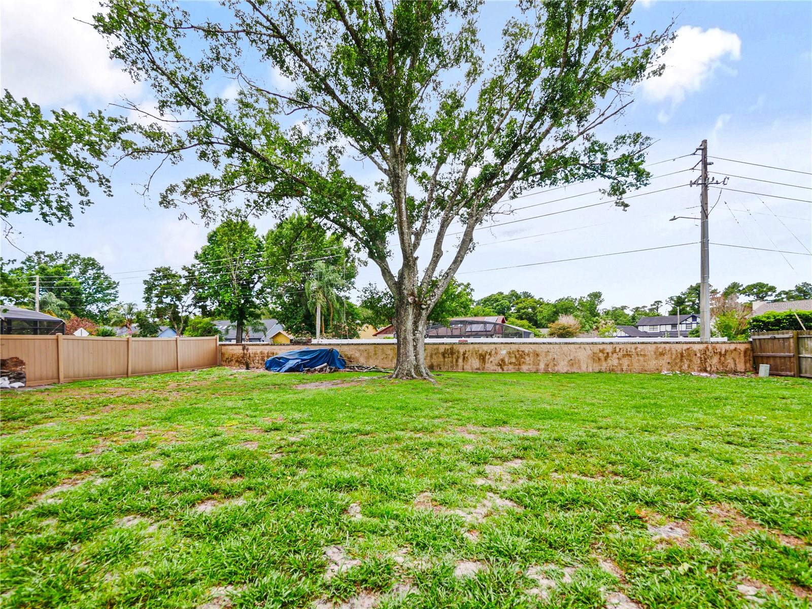 DEER RUN UNIT 23C - Residential