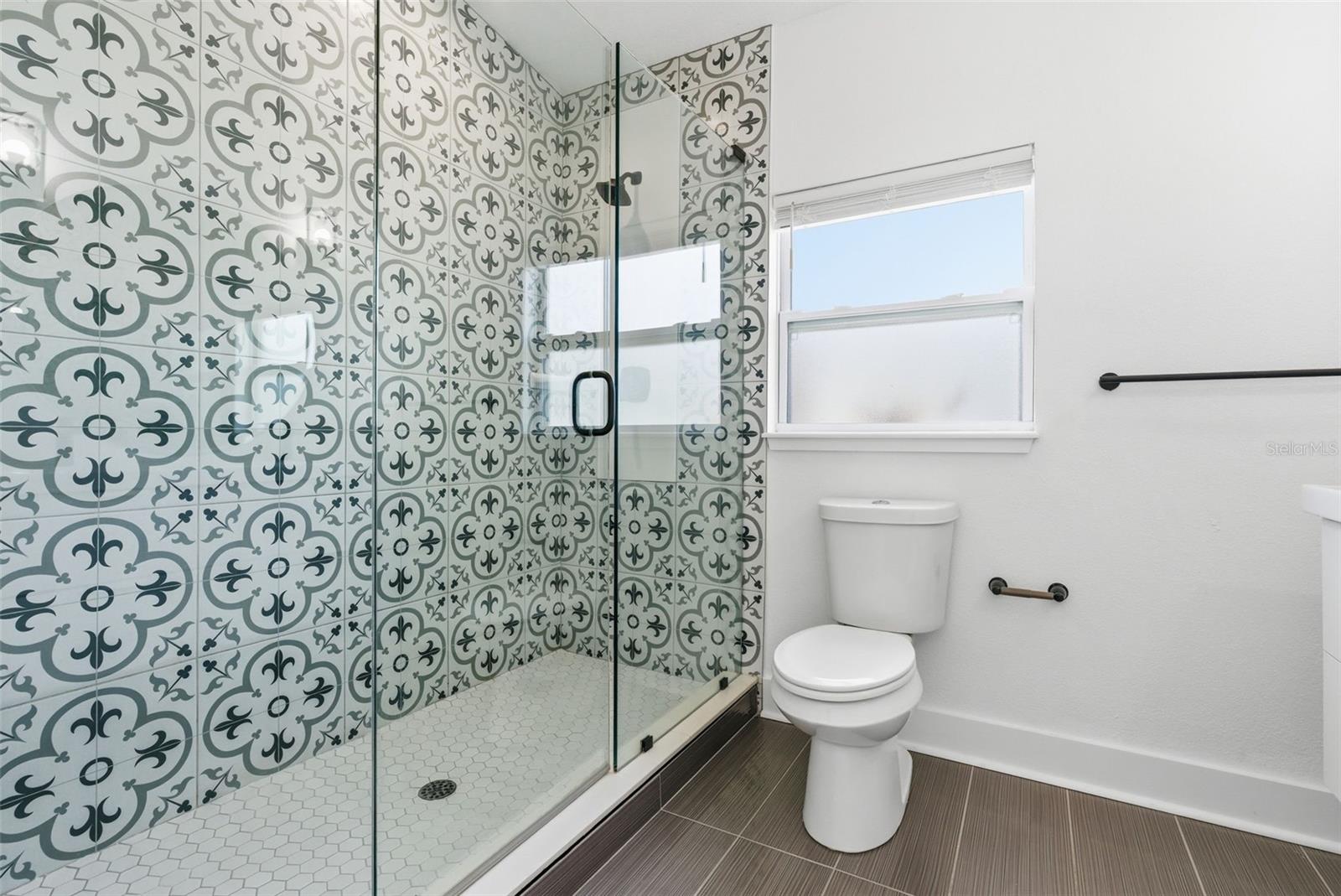 INTERBAY - Residential