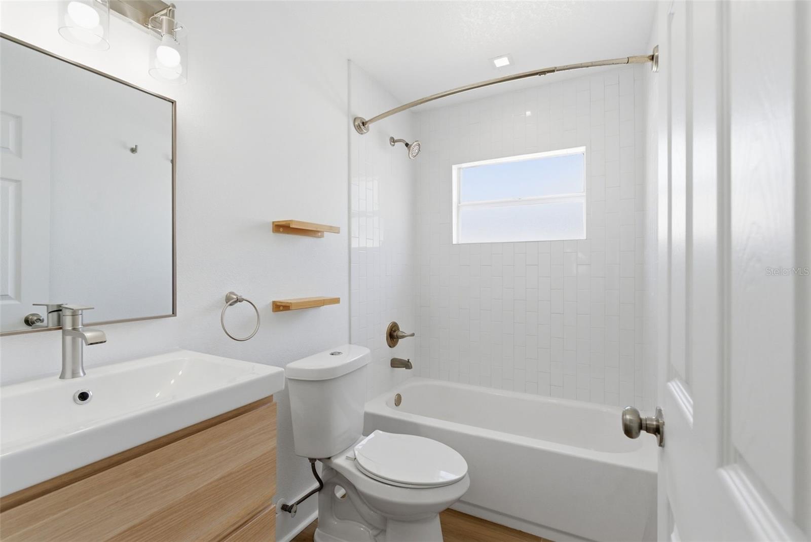 INTERBAY - Residential