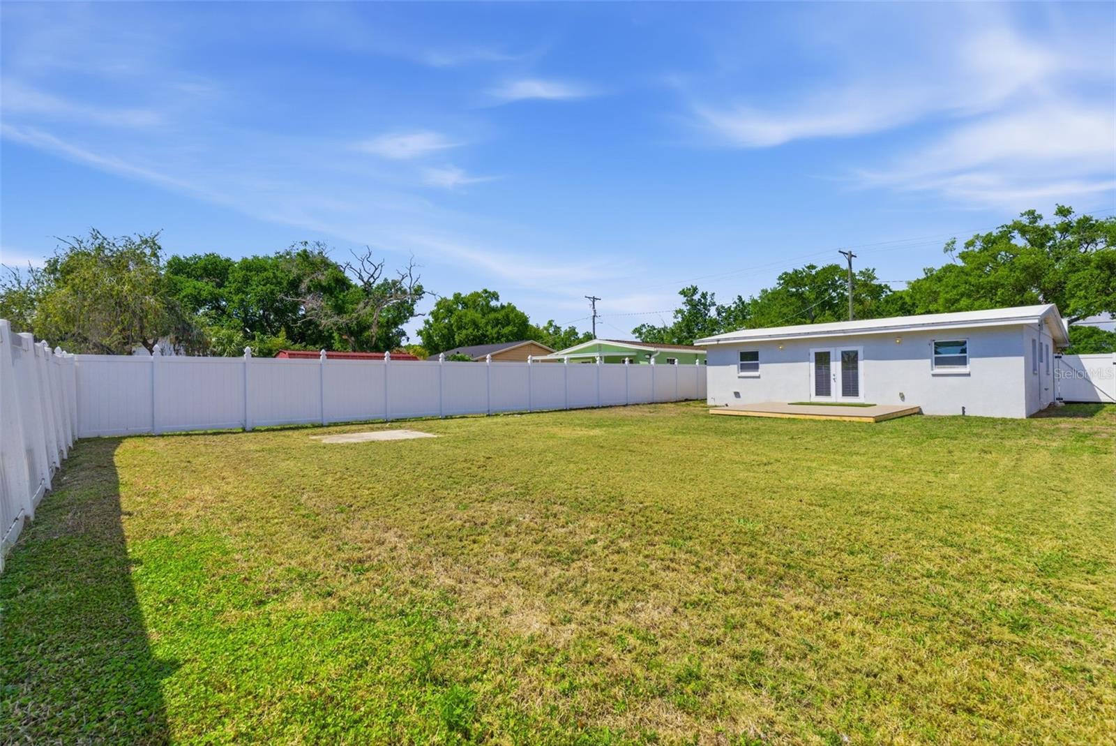 INTERBAY - Residential