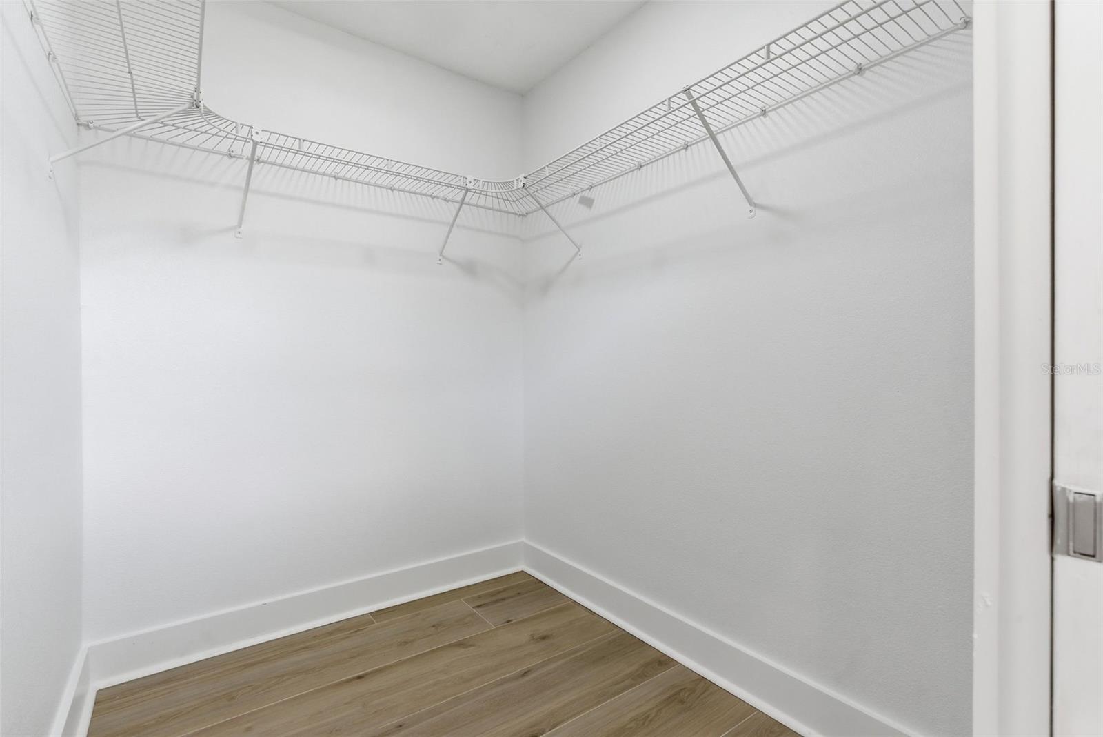 INTERBAY - Residential