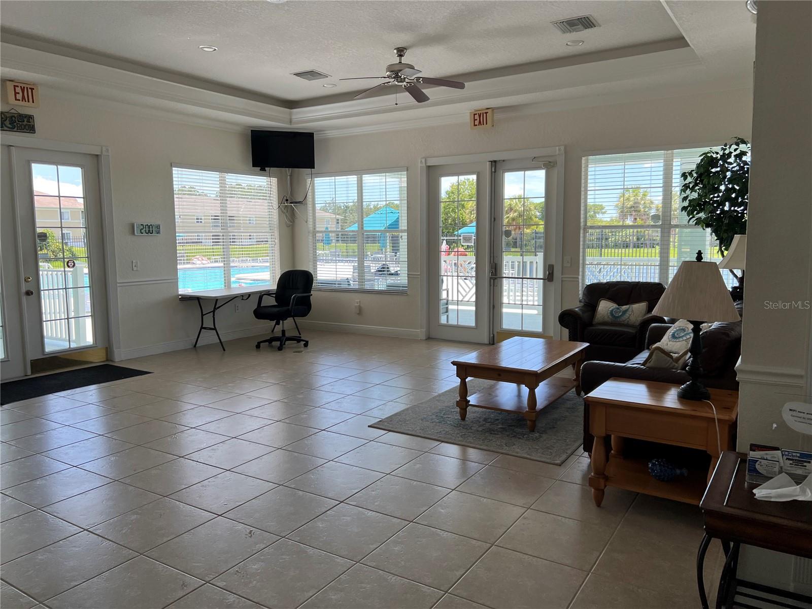 VILLAGES OF BLOOMINGDALE CONDO - Residential Lease