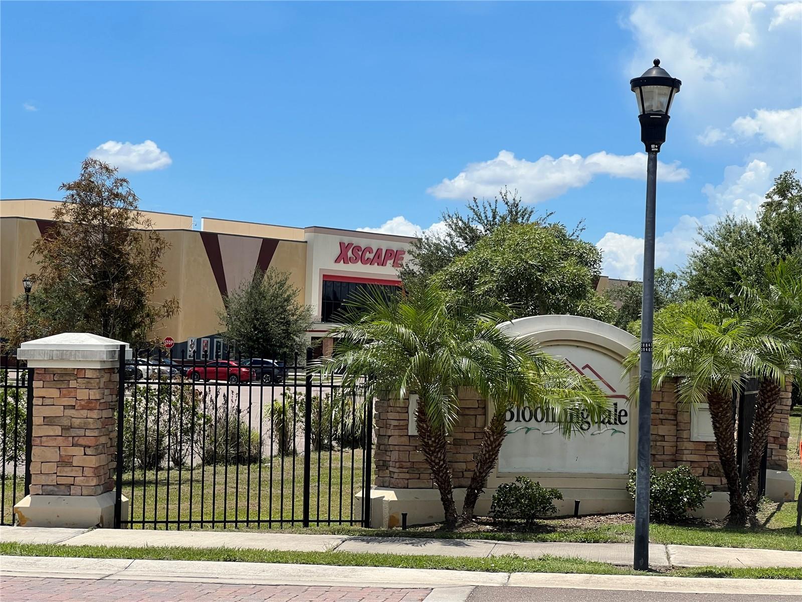 VILLAGES OF BLOOMINGDALE CONDO - Residential Lease