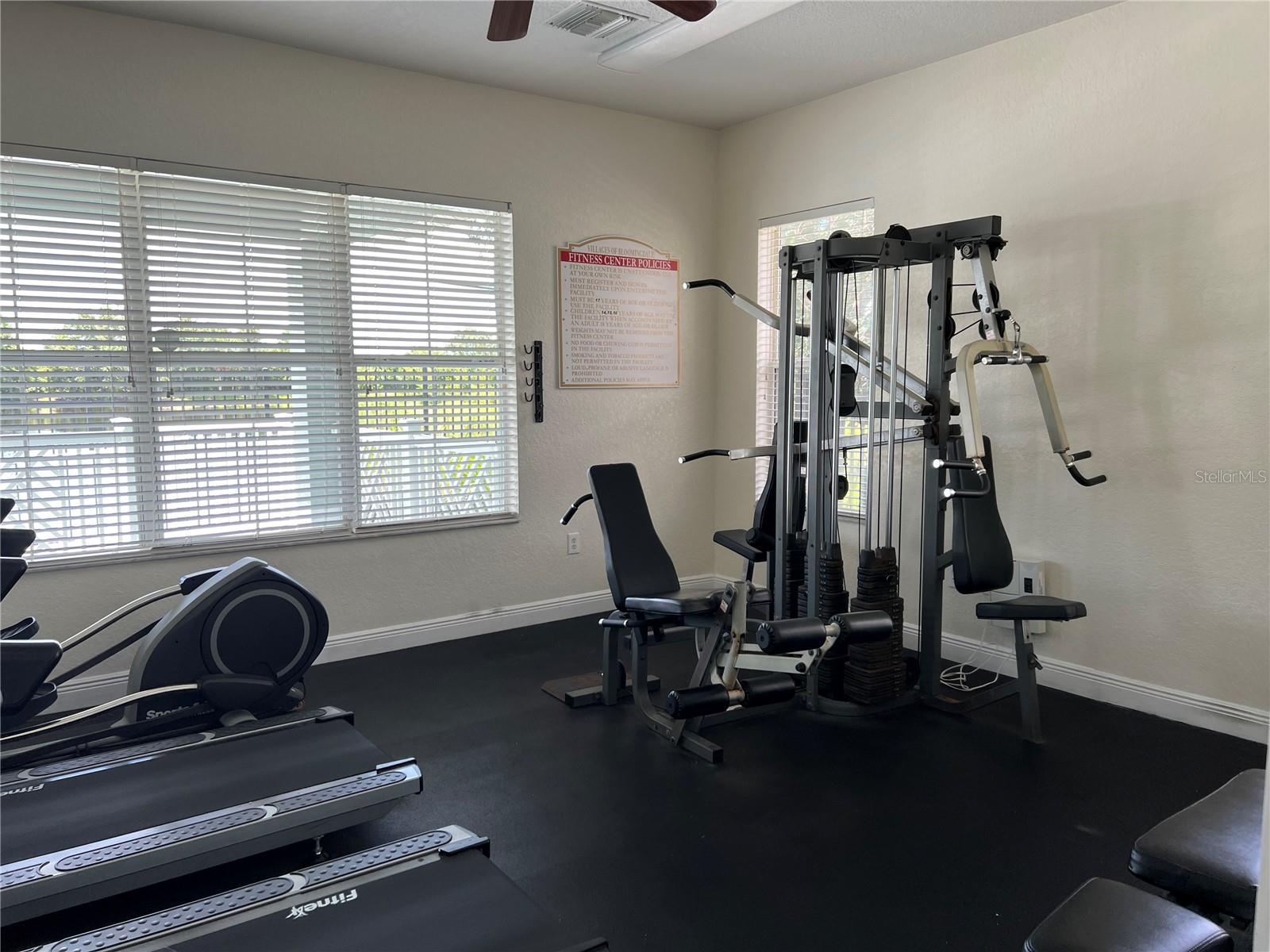 VILLAGES OF BLOOMINGDALE CONDO - Residential Lease