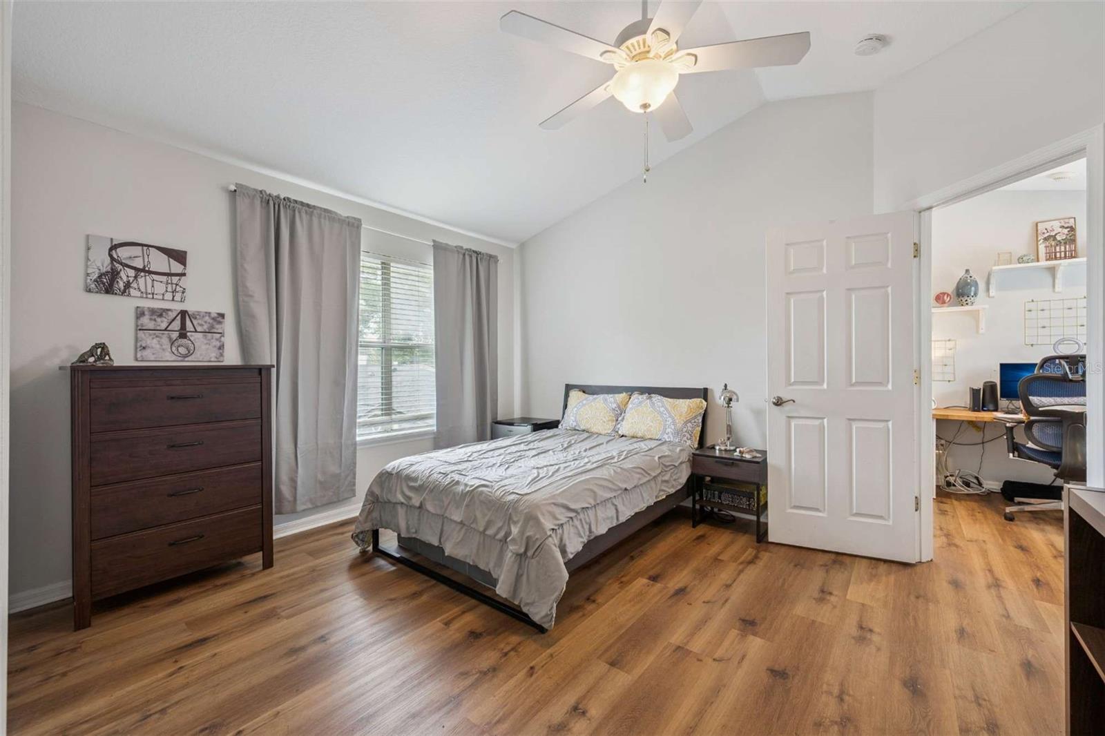 KAWILLA CREST - Residential Lease