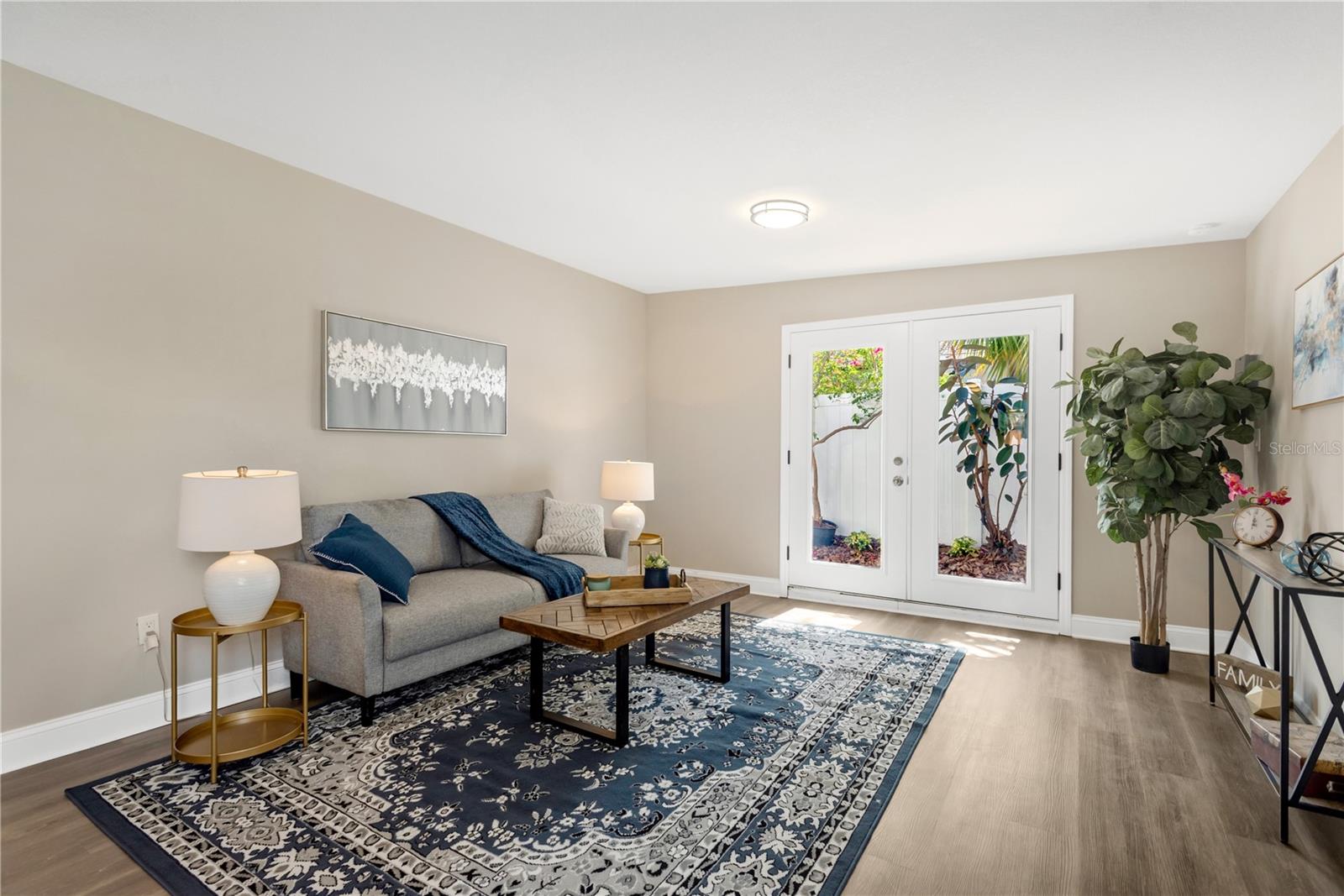 LINCOLN GARDENS BLOCKS 1 & 2 - Residential