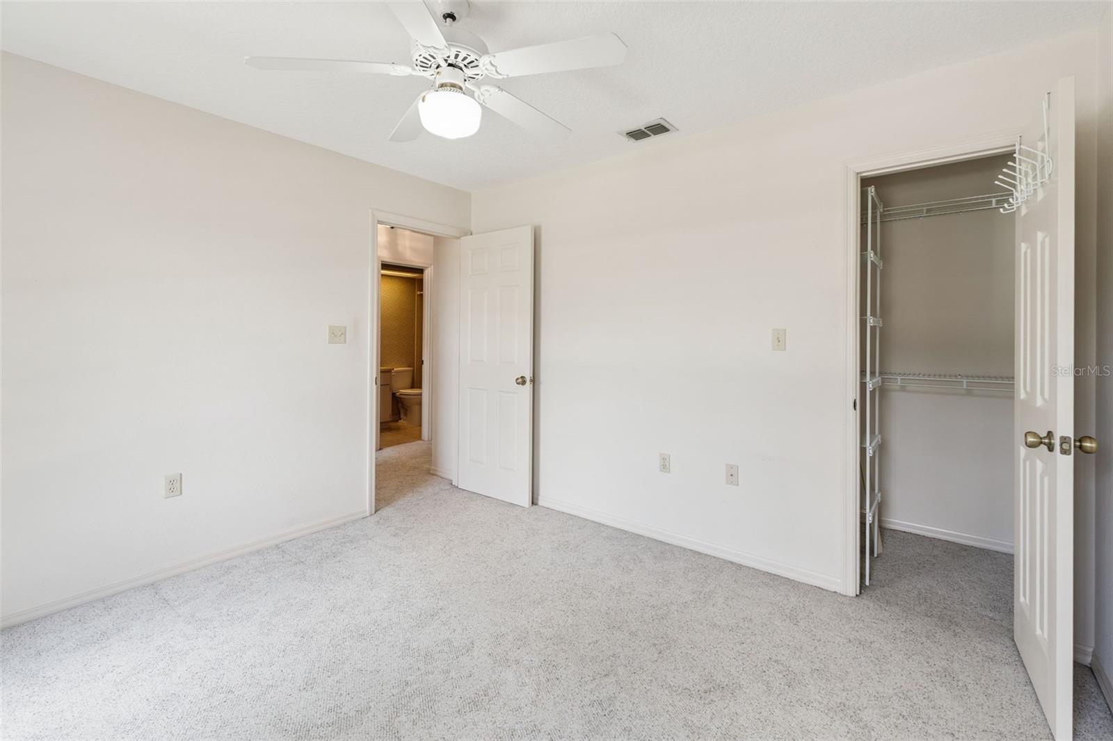 COUNTRY OAKS ESTATES - Residential