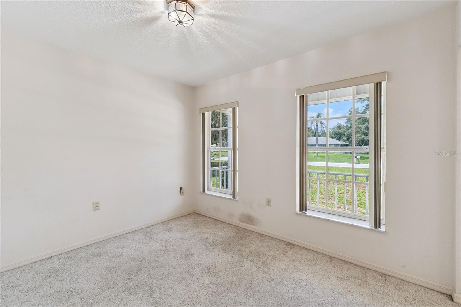 COUNTRY OAKS ESTATES - Residential