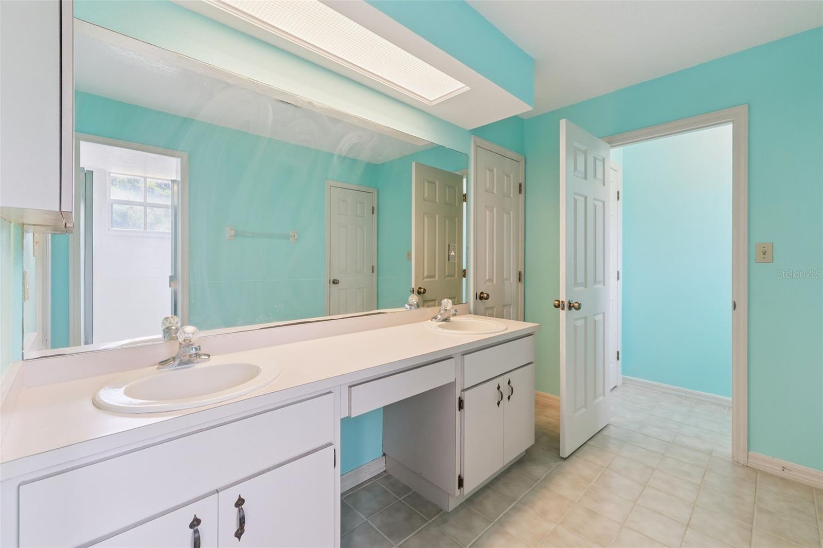 COUNTRY OAKS ESTATES - Residential