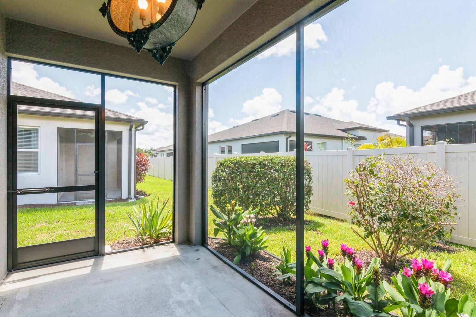 HIDDEN CREEK - Residential
