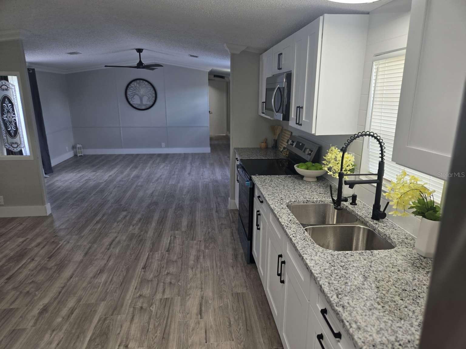 COUNTRY VIEW ESTATES - Residential