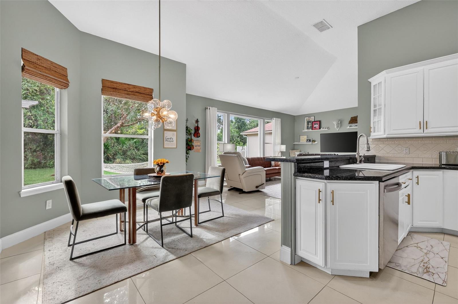 MT DORA COUNTRY CLUB MT DORA PH 02-6 - Residential