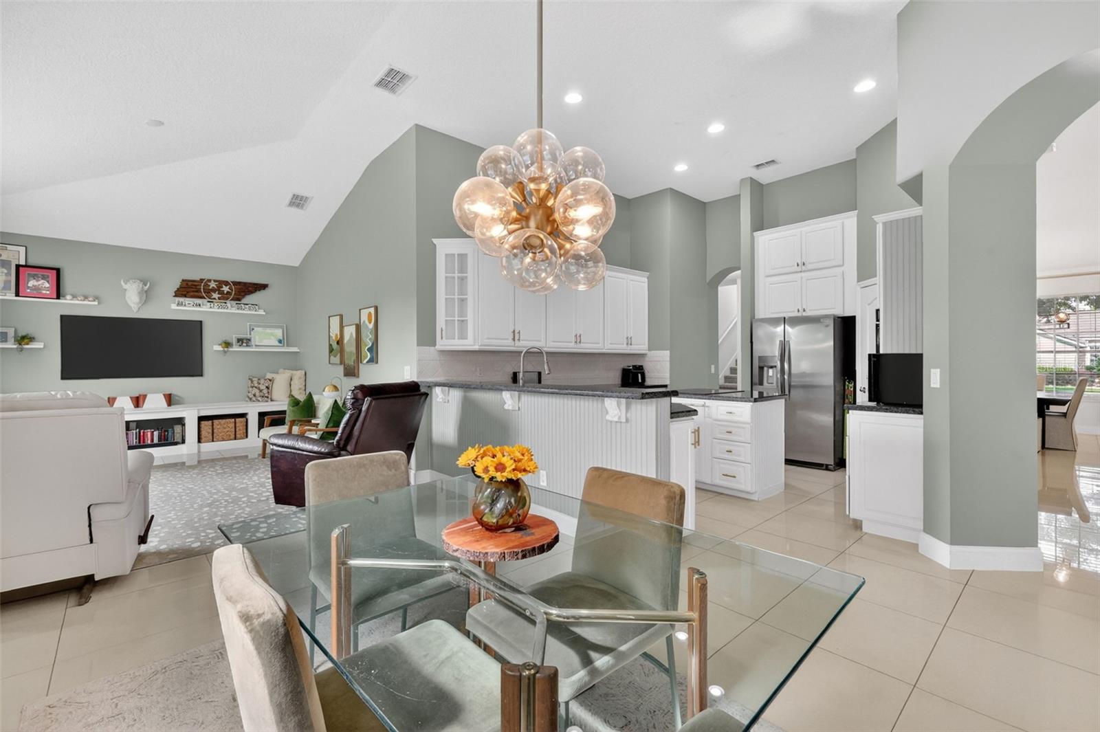 MT DORA COUNTRY CLUB MT DORA PH 02-6 - Residential