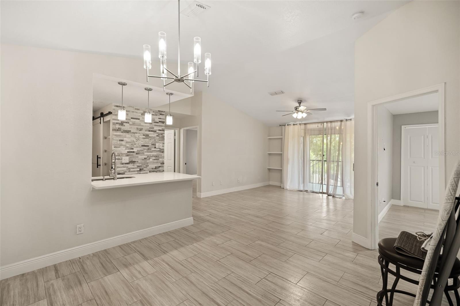 SANDLAKE PRIVATE RESIDENCES - Residential Lease