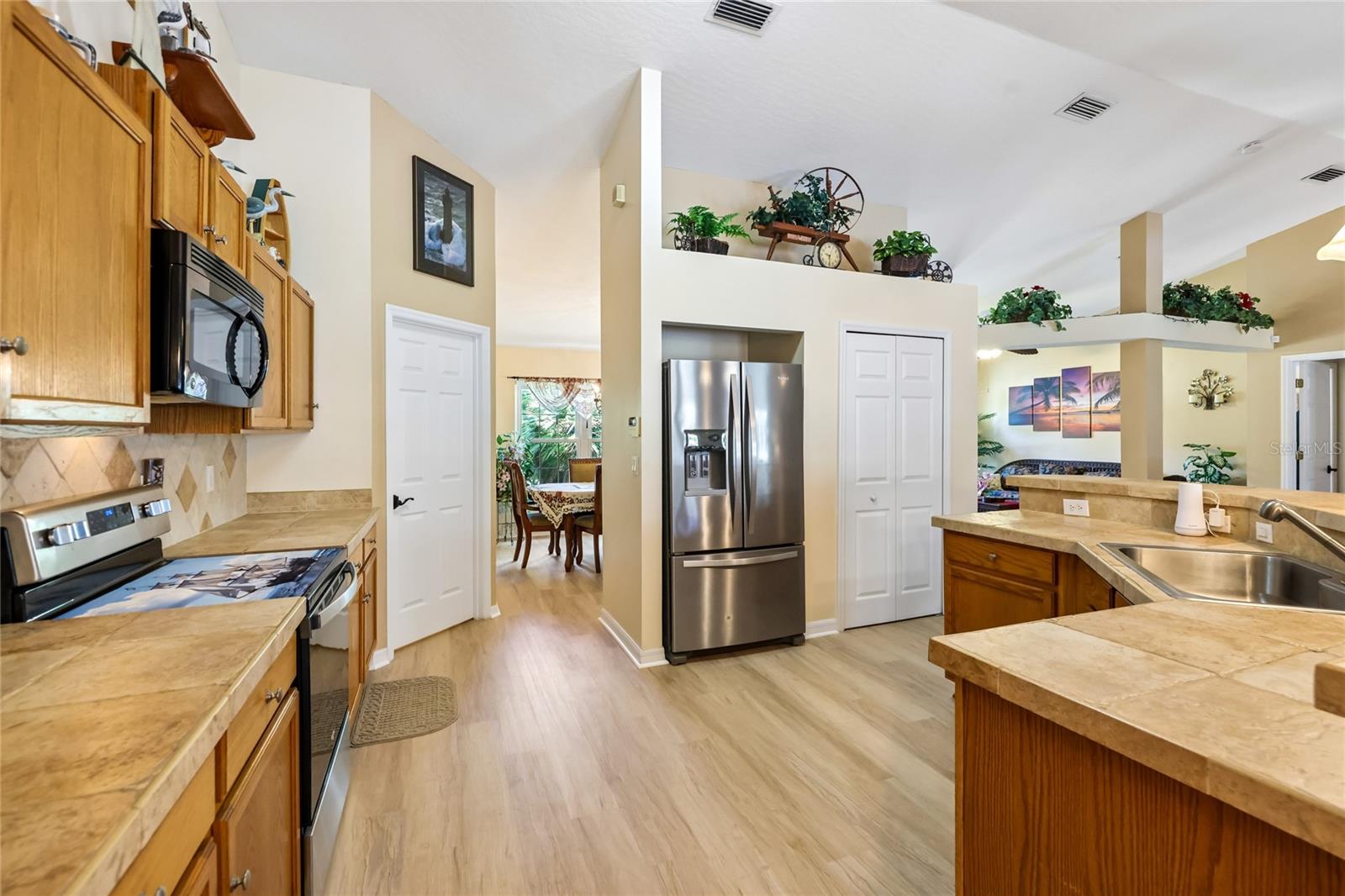 CANAVERAL GROVES - Residential