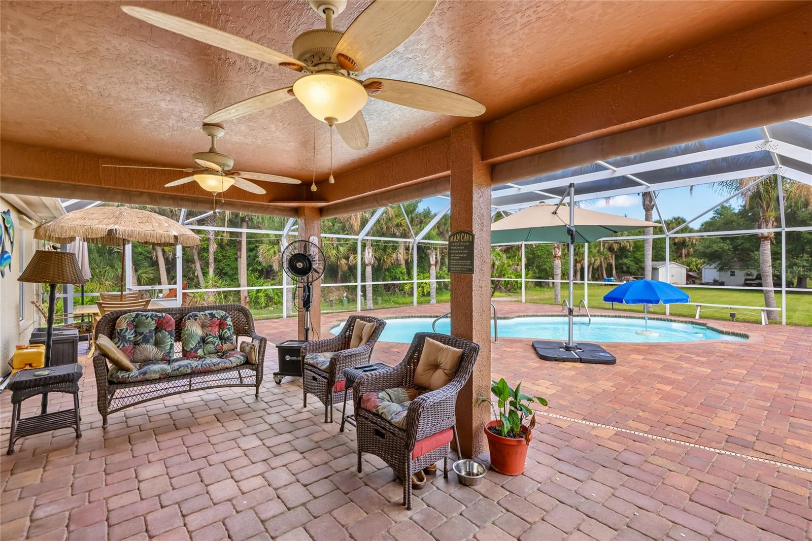 CANAVERAL GROVES - Residential