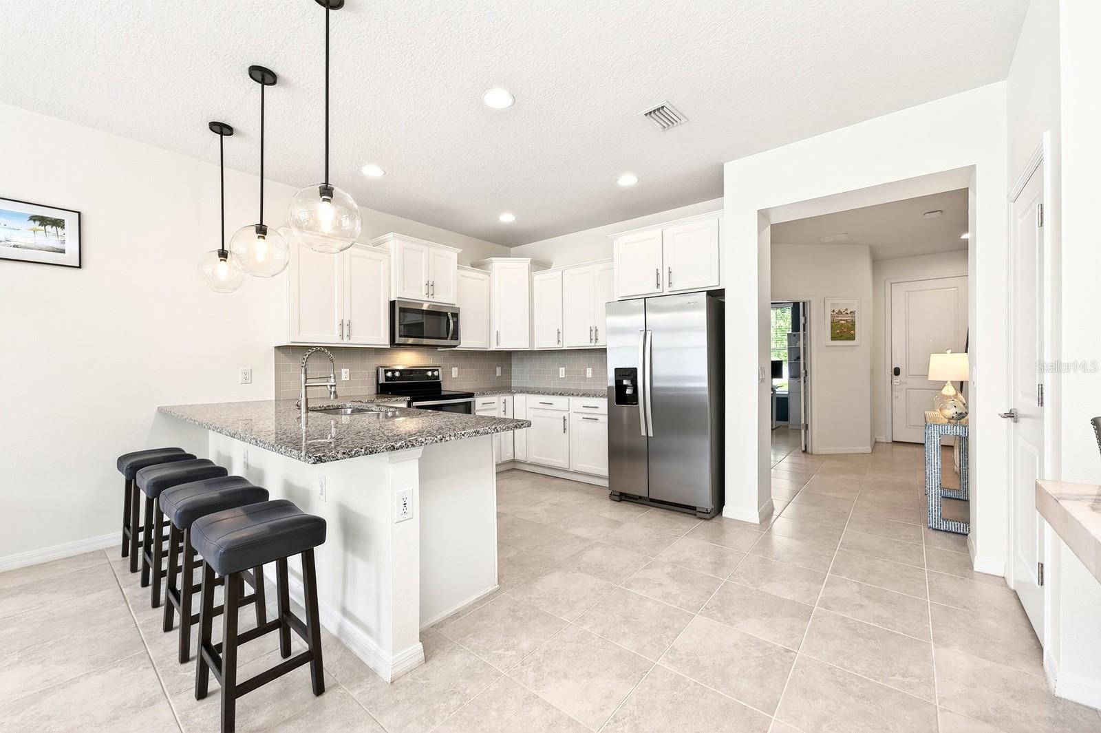LAKEVIEW POINTE/HORIZON WEST P - Residential