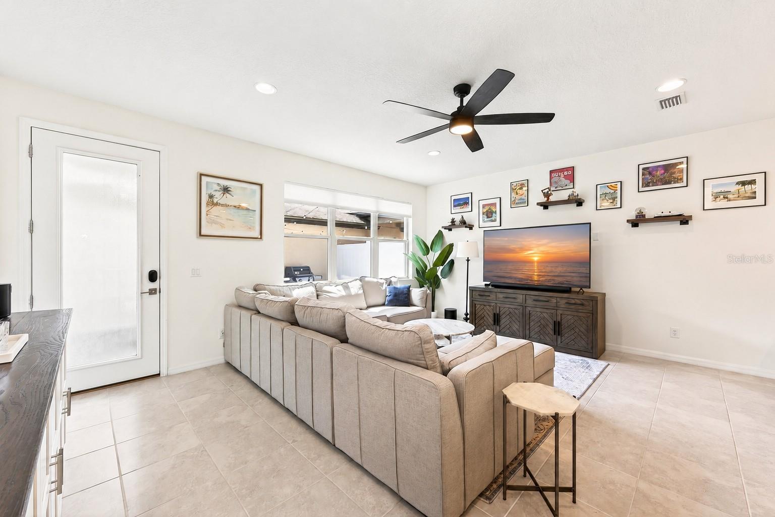 LAKEVIEW POINTE/HORIZON WEST P - Residential