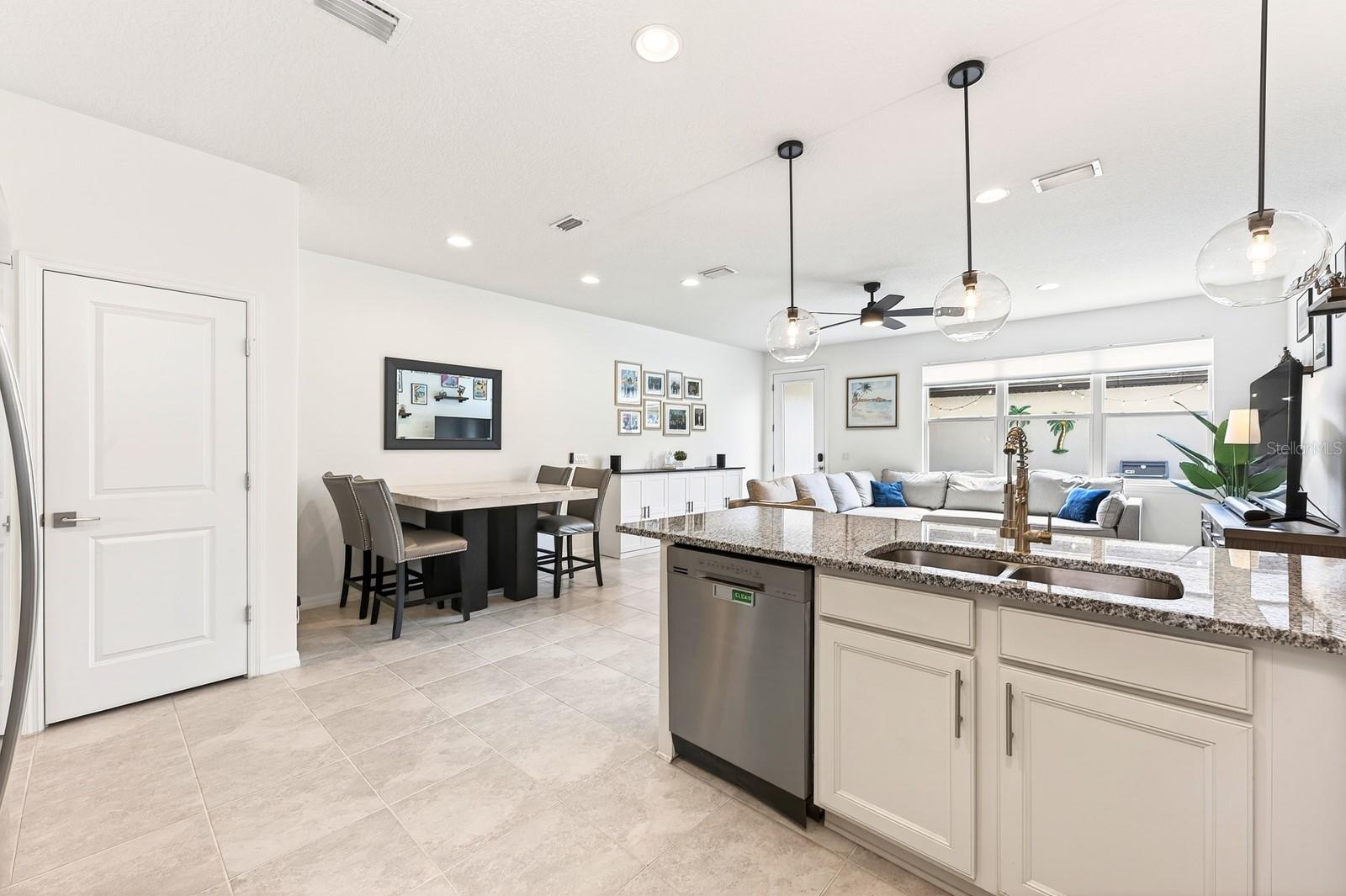 LAKEVIEW POINTE/HORIZON WEST P - Residential