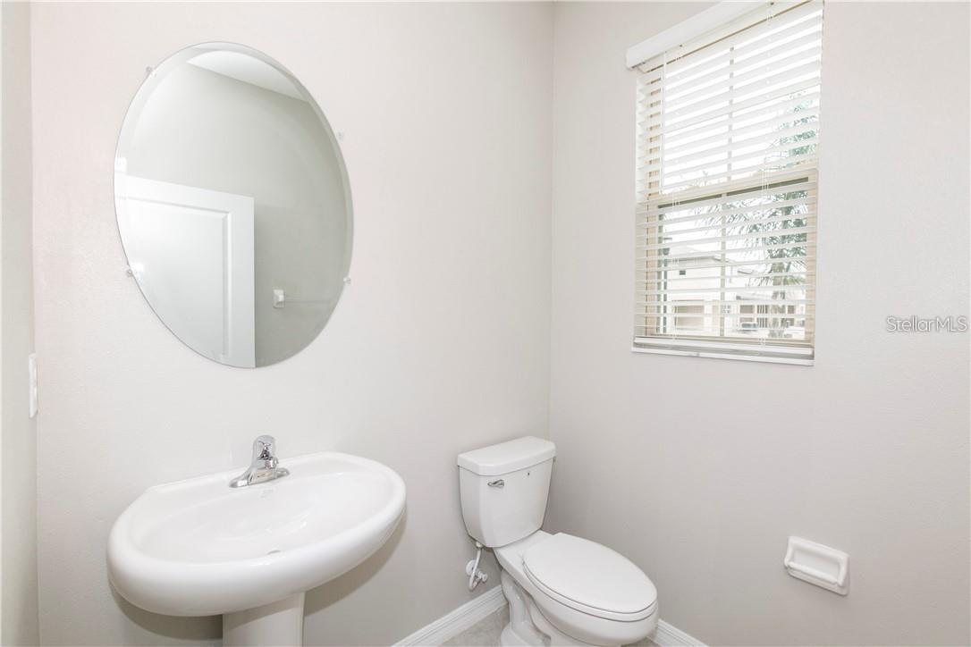 VENTANA TWNHMS AT WATERS EDGE - Residential Lease