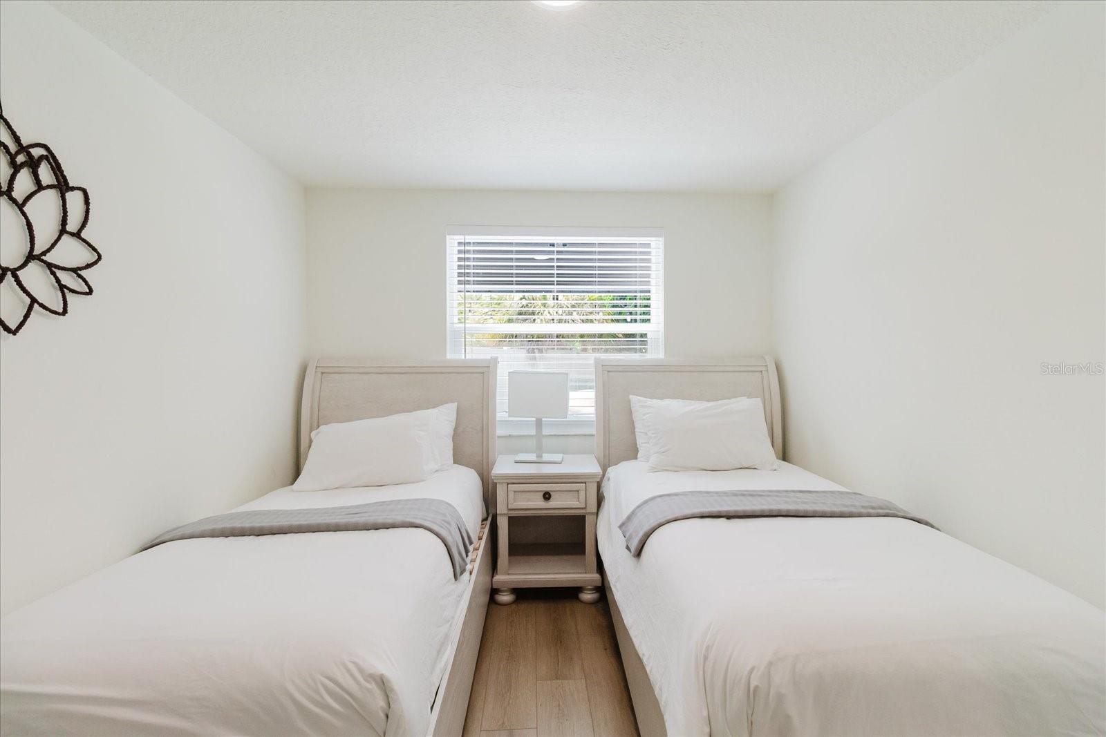 LEWIS & BURKHARD - Residential