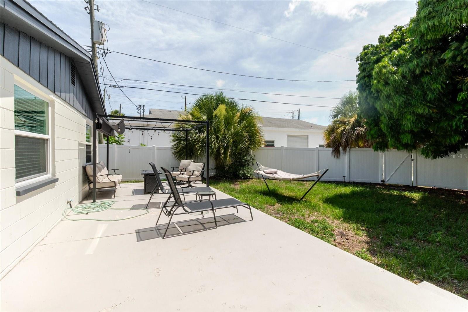 LEWIS & BURKHARD - Residential