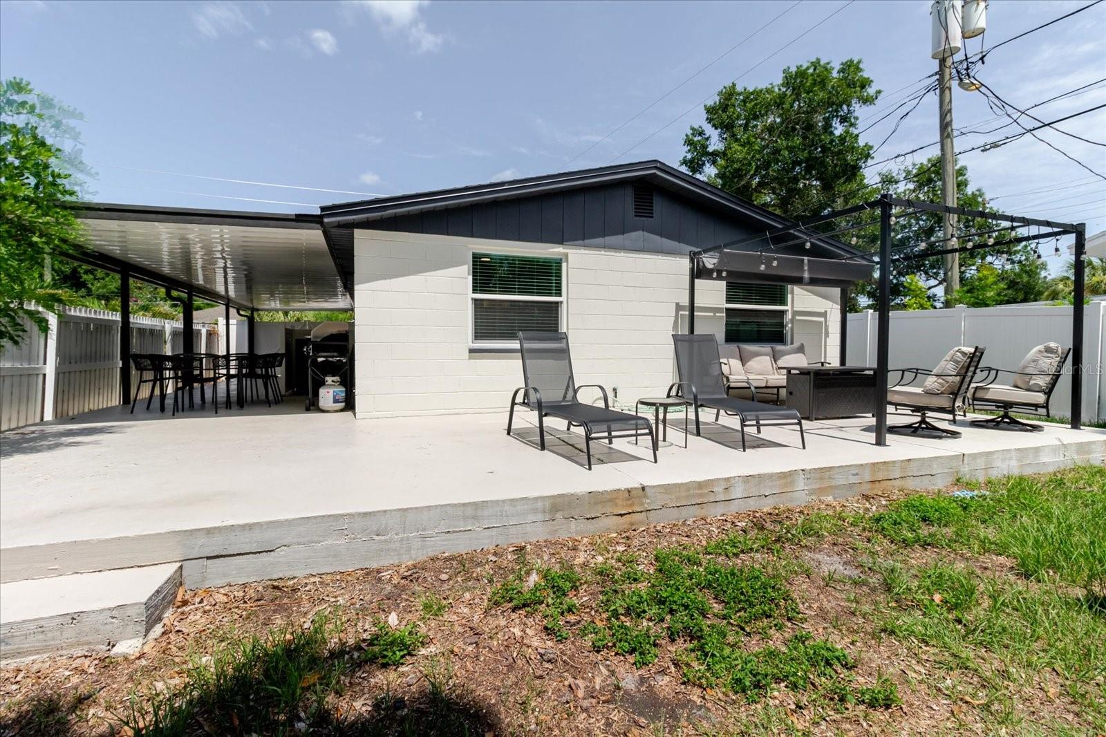 LEWIS & BURKHARD - Residential