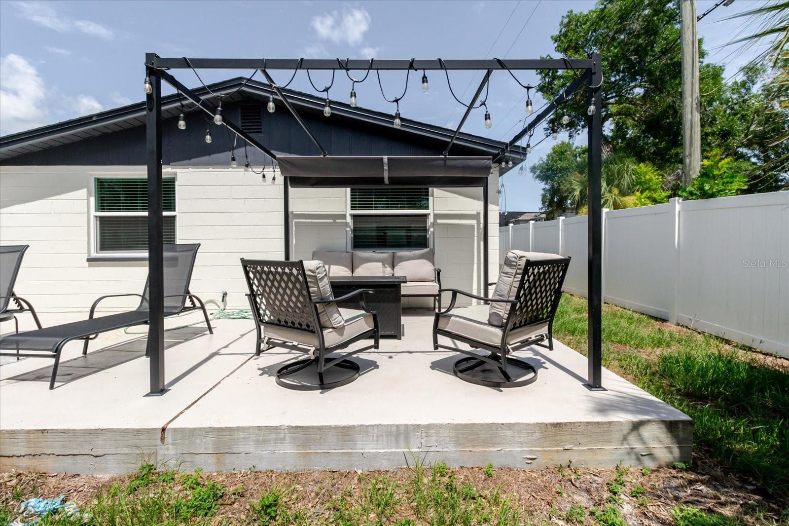 LEWIS & BURKHARD - Residential