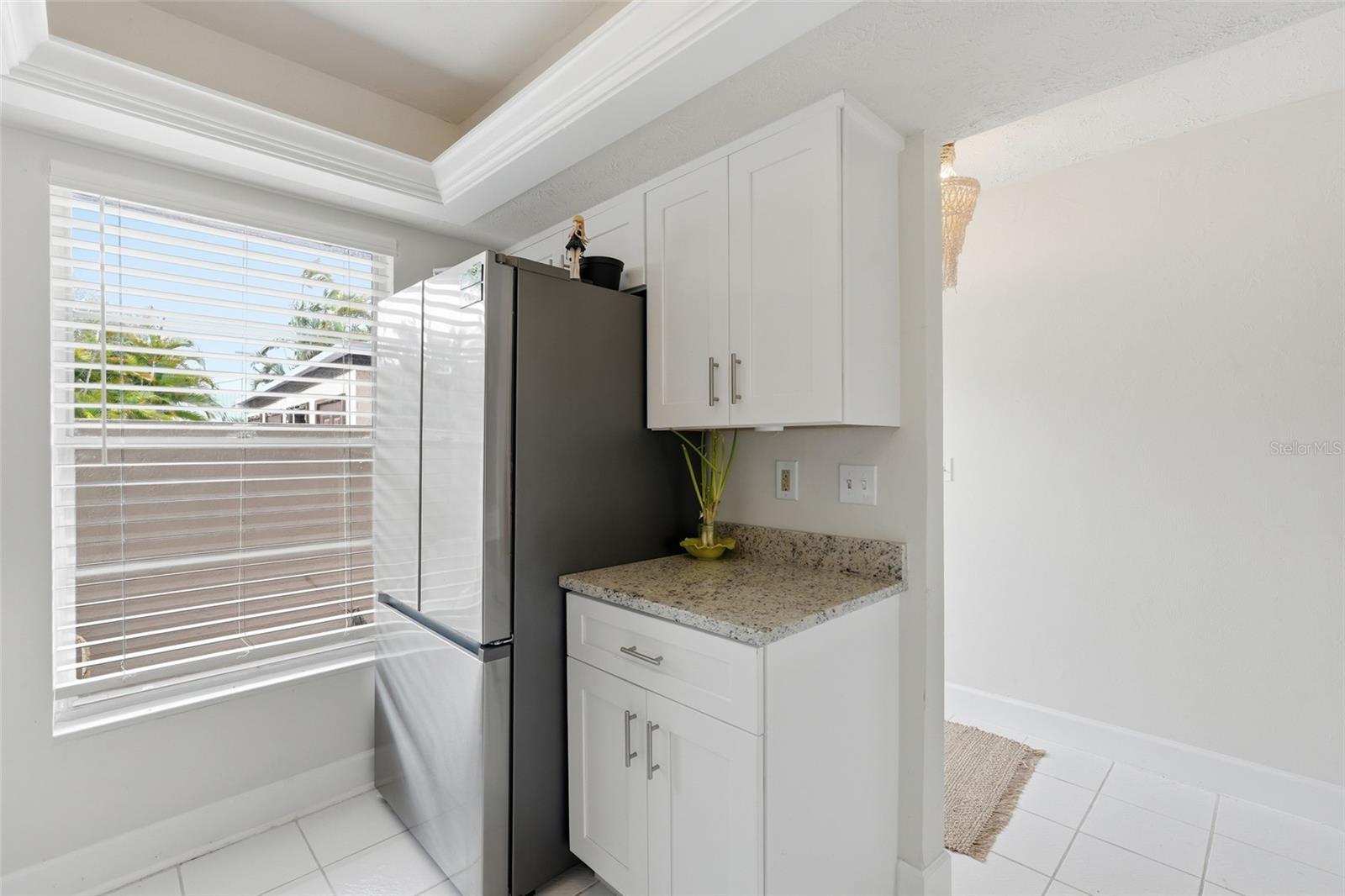 SANIBEL WAY CONDO PH 02 - Residential