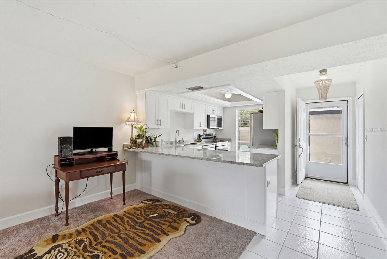 SANIBEL WAY CONDO PH 02 - Residential
