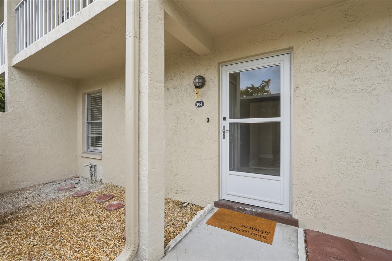 SANIBEL WAY CONDO PH 02 - Residential