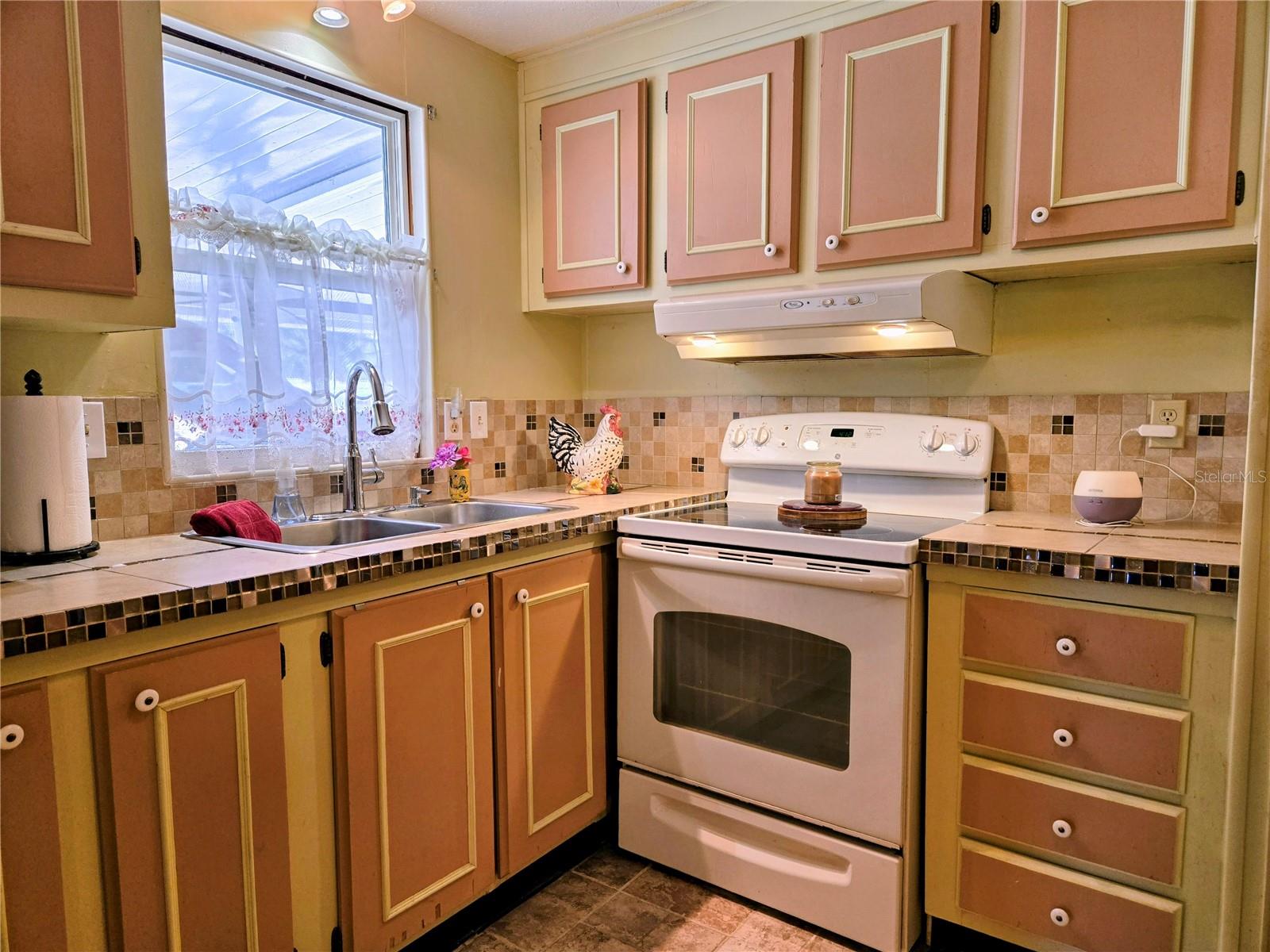 COUNTRY AIRE VILLAGE - Residential