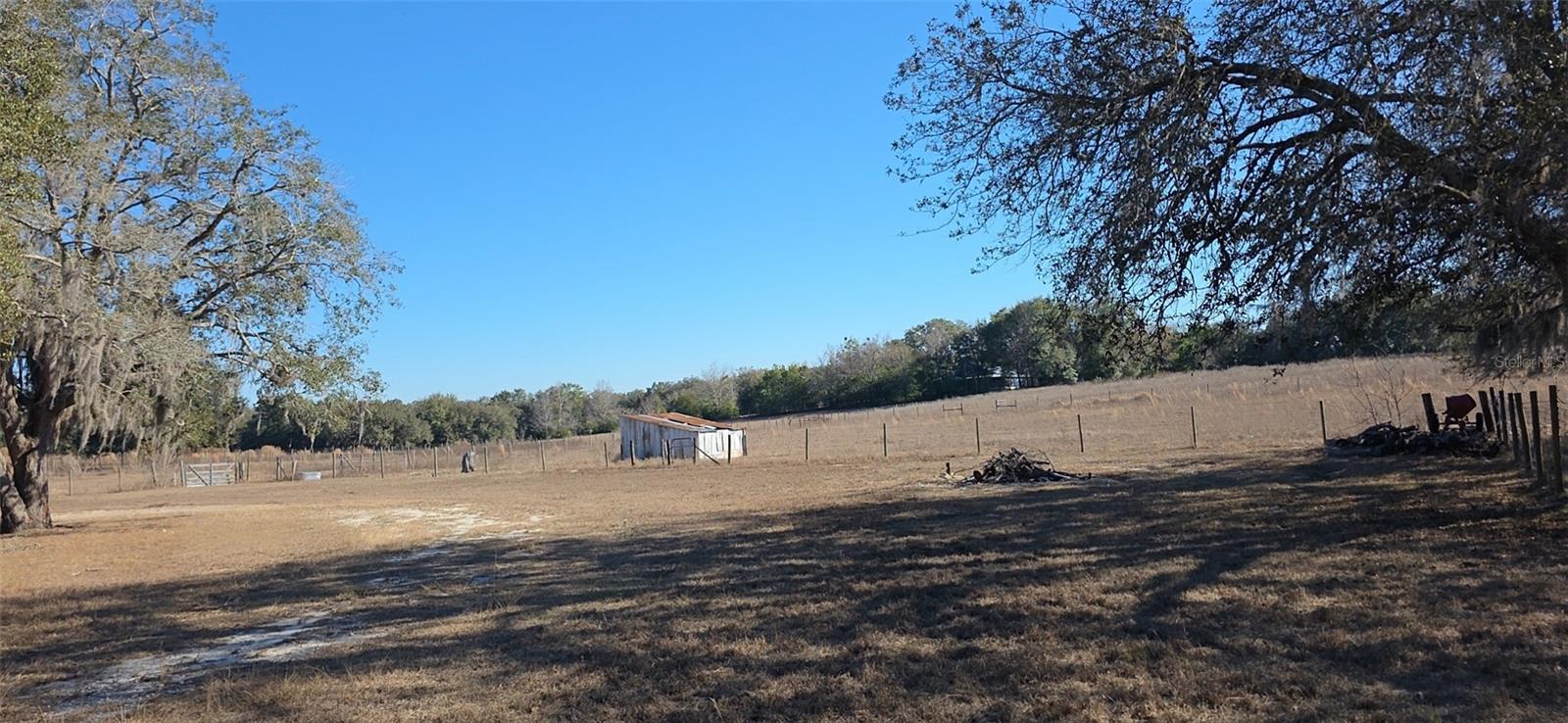 GREEN ACRES - Residential