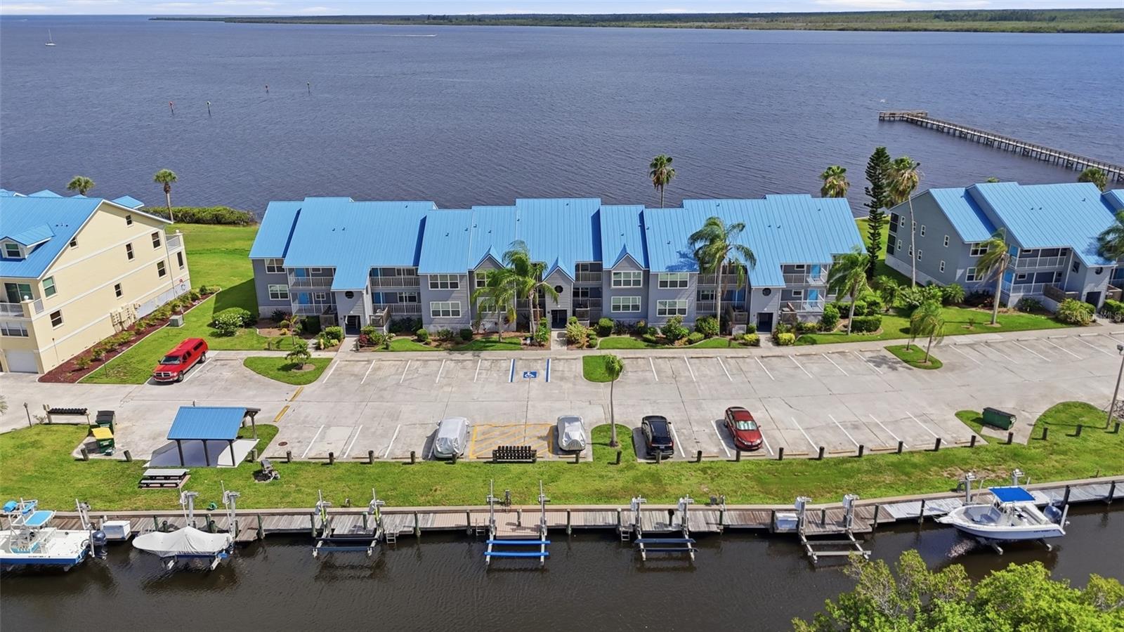 HARBOUR VILLAGE PH 05 - Residential