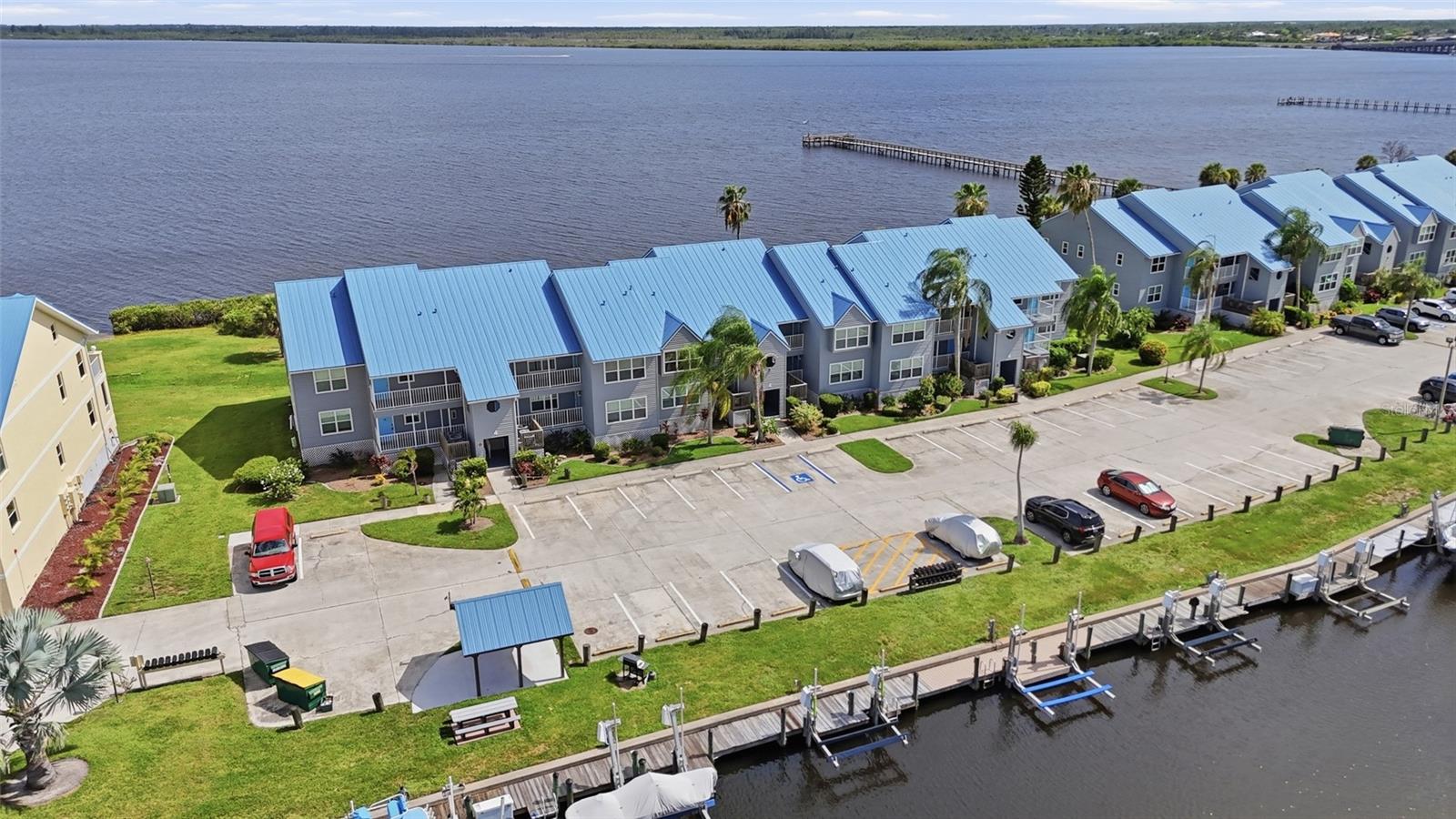HARBOUR VILLAGE PH 05 - Residential
