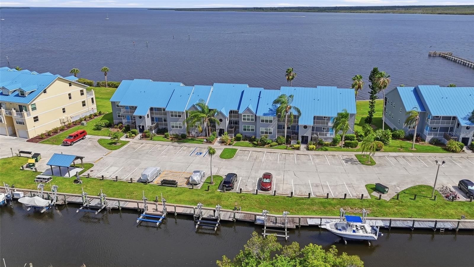 HARBOUR VILLAGE PH 05 - Residential