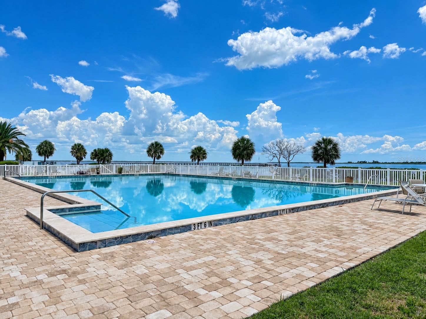 HARBOUR VILLAGE PH 05 - Residential