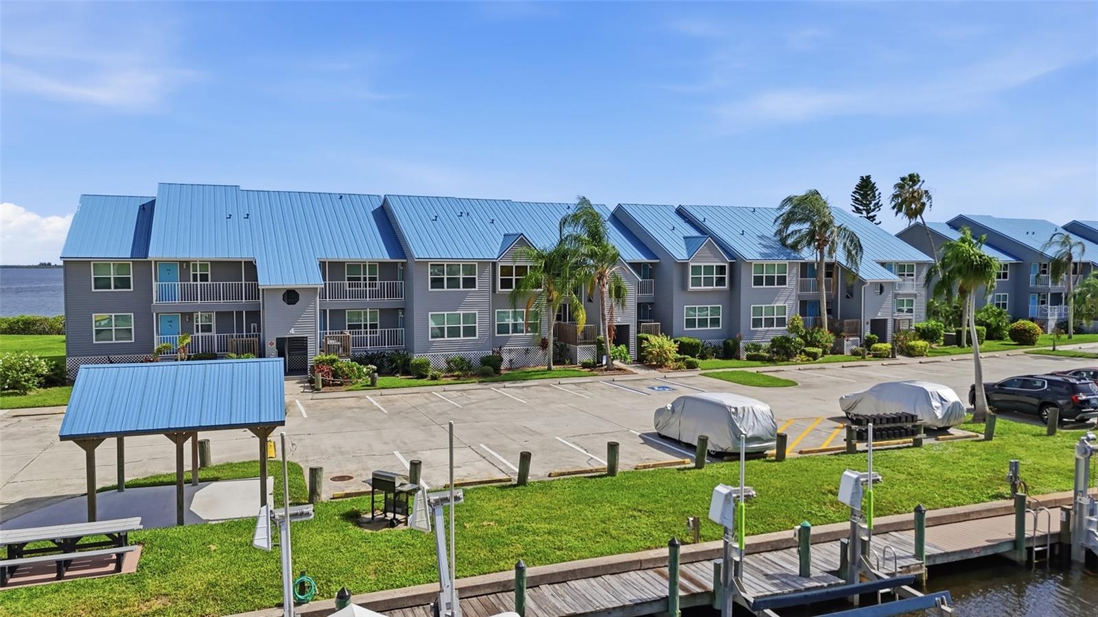 HARBOUR VILLAGE PH 05 - Residential