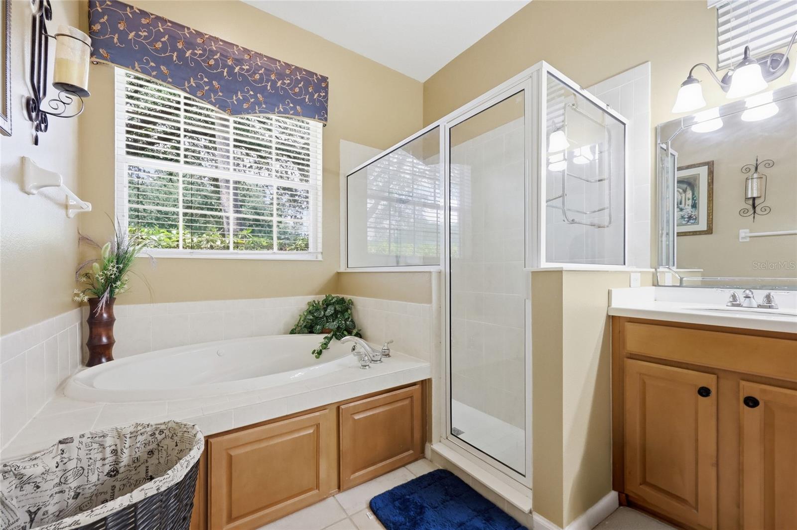 ROCK SPGS RIDGE PH 04-A 51 137 - Residential