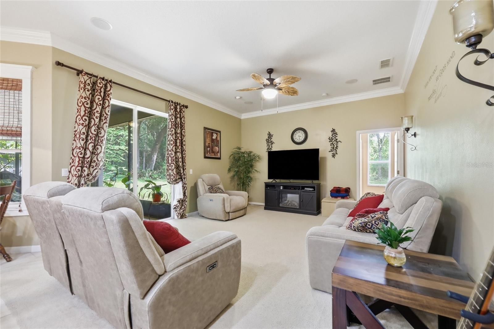 ROCK SPGS RIDGE PH 04-A 51 137 - Residential