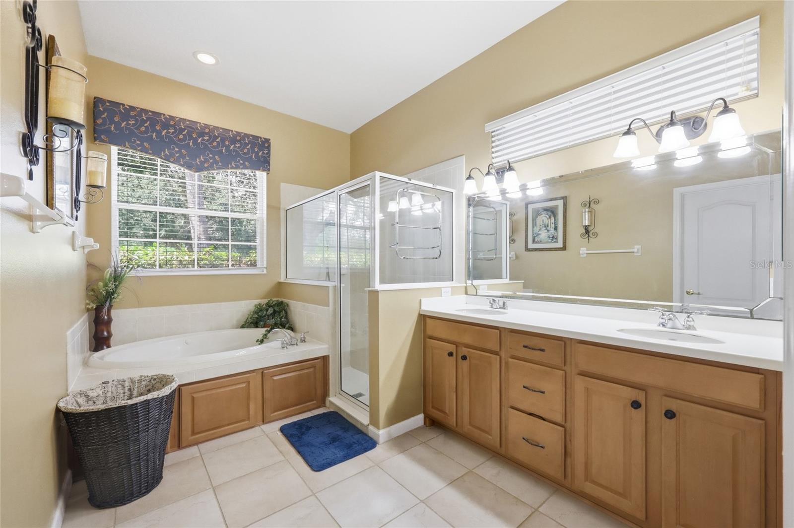 ROCK SPGS RIDGE PH 04-A 51 137 - Residential