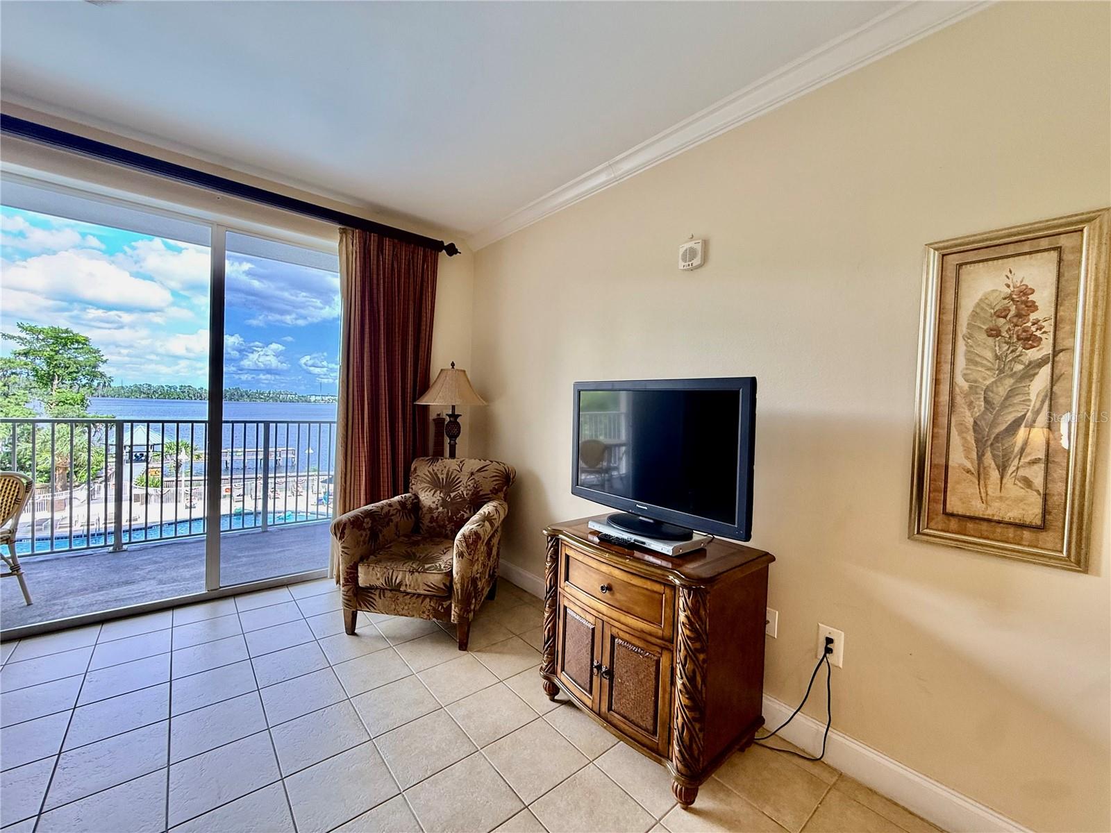 BLUE HERON BEACH RESIDENCE TOWER I - Residential