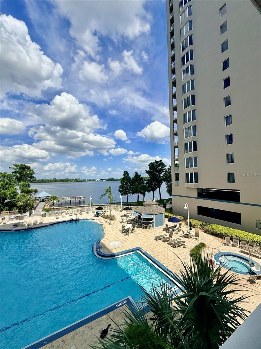 BLUE HERON BEACH RESIDENCE TOWER I - Residential
