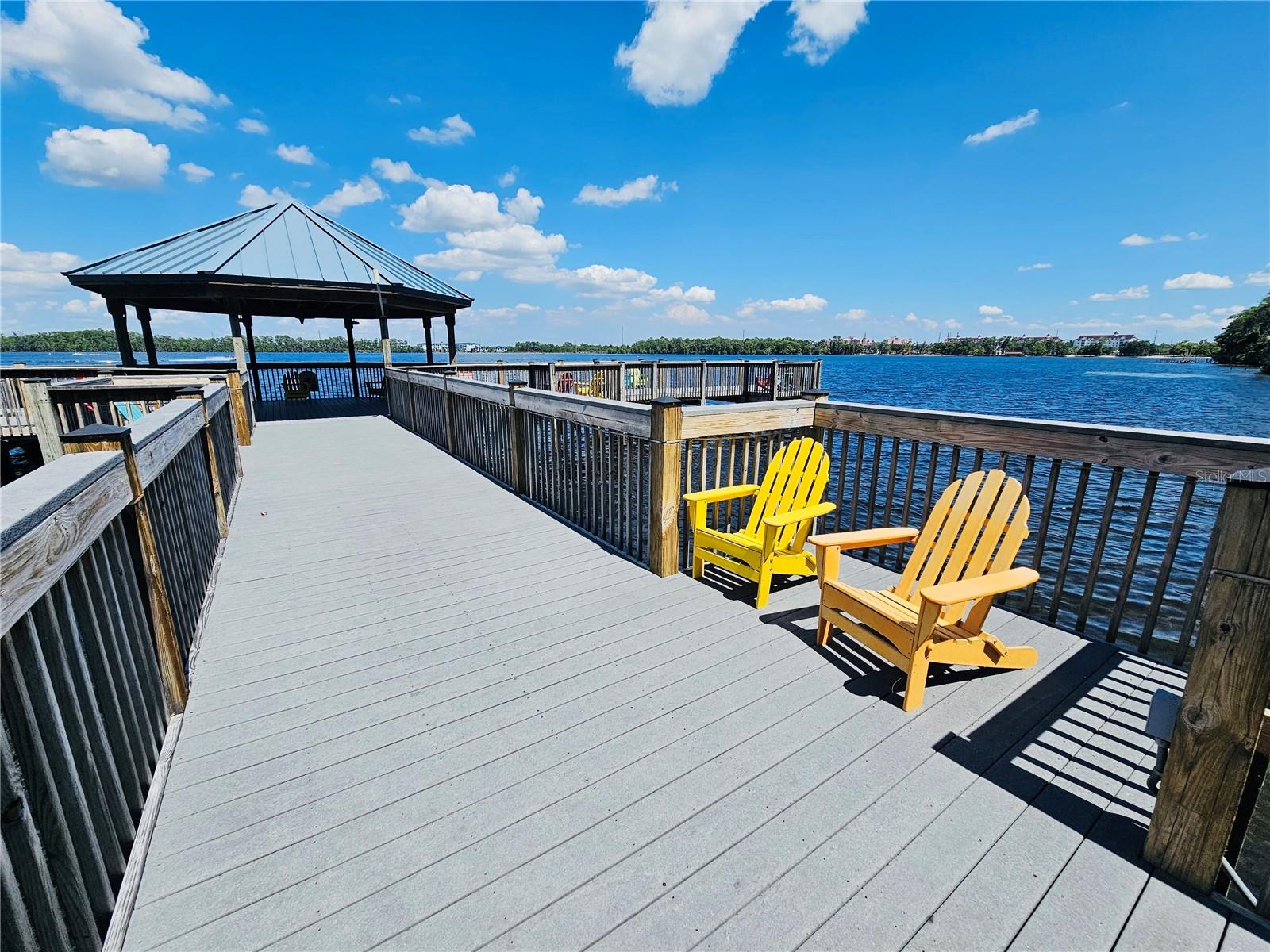 BLUE HERON BEACH RESIDENCE TOWER I - Residential