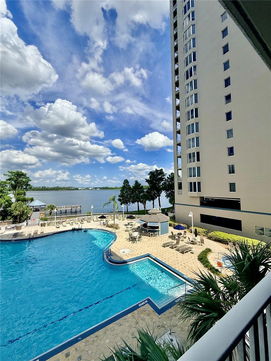 BLUE HERON BEACH RESIDENCE TOWER I - Residential