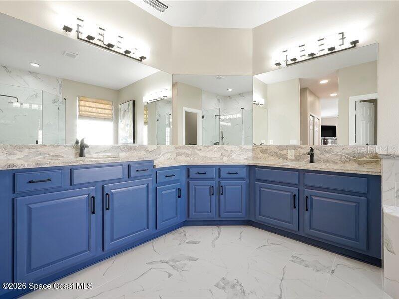 WINDING HOLLOW UNIT 5 - Residential