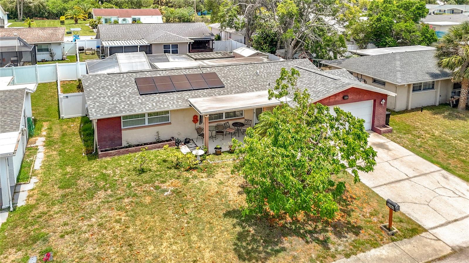 EMBASSY HILLS - Residential