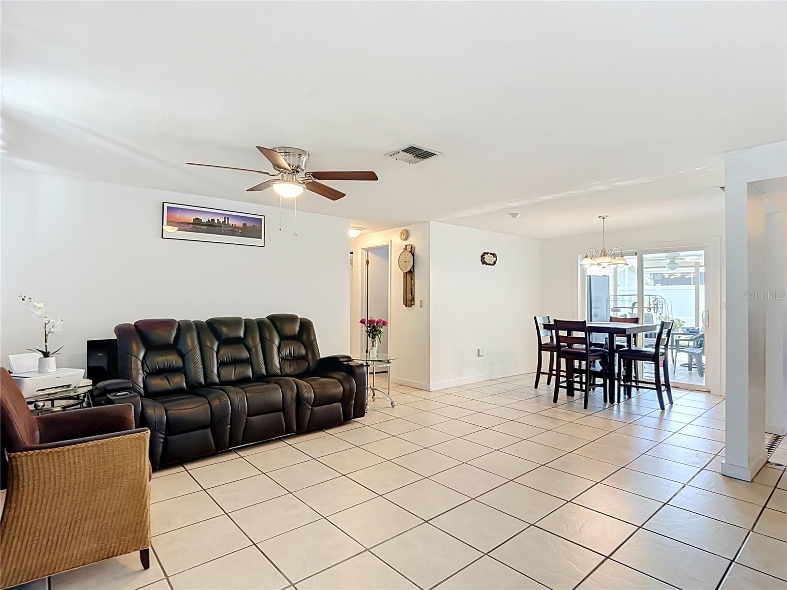 EMBASSY HILLS - Residential